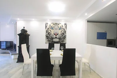 1080 - GOLDEN BEACH JACUZZI