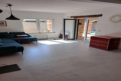 Kroatisches Familien-Poolhaus in Meeresnähe