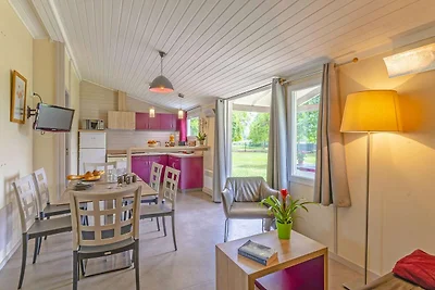 Ferienhaus am Fluss in Nouvelle-Aquitaine