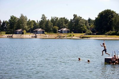 Luxe lodge met airco en afwasmachine, op een ...