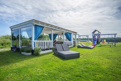 Ferienhaus mit Terrasse, Schwimmbad, Sauna, W...