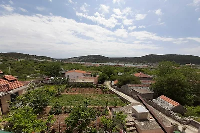 Cozy Apartments with Private Balcony Vinisce ...