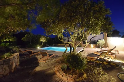 Entspannendes Ferienhaus mit privatem Pool