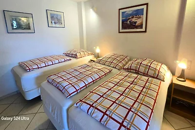 Ferienwohnung im Ferienpark mit Seezugang