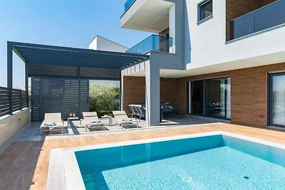 Luxusvilla Bellatrix