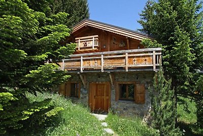 Chalet in der Nähe des Zentrums von Les Deux...