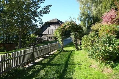Ferienhaus in Gnesau mit Schwimmbecken