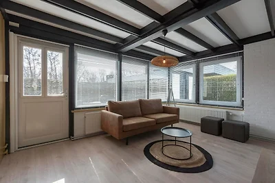 Bungalow in Sint Maartenszee am Sandstrand
