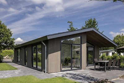 Bellissimo chalet con bagno in un parco vacan...