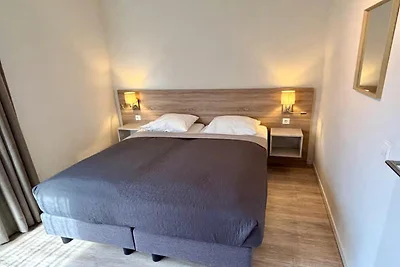 Schöne Lodge am Kirchplatz gelegen.