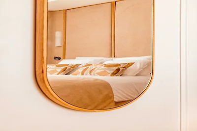 Luxe A/C Apt - 6P/3BDR - Arc de Triomphe