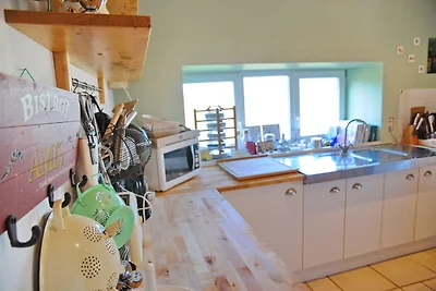 Gemütliches Ferienhaus mit Pool in Borlon
