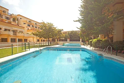 Bella villa con balcone