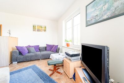 Ferienwohnung In Petersberg mit Garten