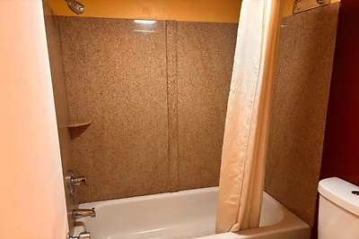 Kingsize-Bett | Rauchen | Newport News,...