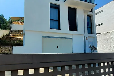 Stilvolle, moderne Villa am Stadtrand von...