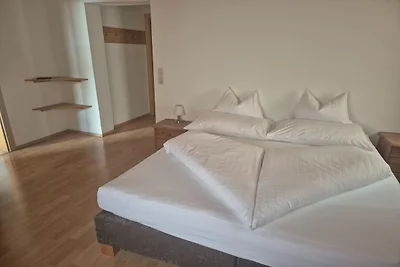 Apartment with Whirlpool Bathtub in St. Anton