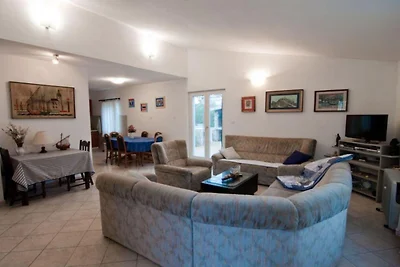 Three Bedroom apartment With Sea View