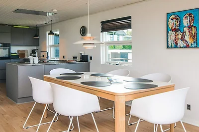 6 Personen Ferienhaus in Allingåbro-By Traum