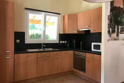 Geräumige Villa mit Garten und Pool
