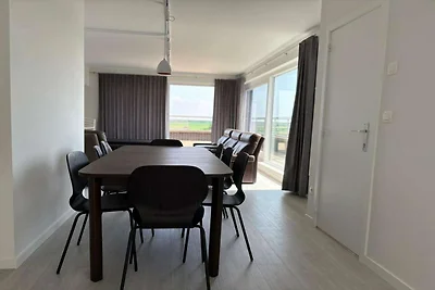 Stilvolles 3-Zimmer-Apartment mit Meerblick.