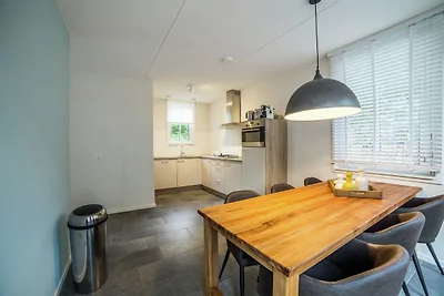 Villa con idromassaggio a 4 km da Maastricht
