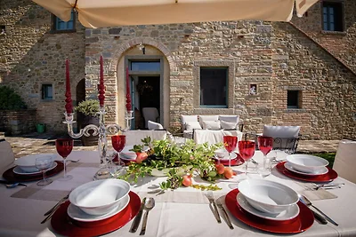Noble Villa in Cortona mit Swimmingpool