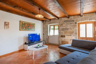Vakantiehuis in Pićan met zwembad