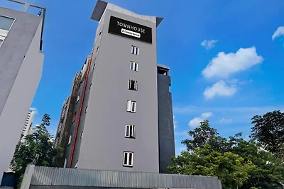 Super Townhouse Balewadi