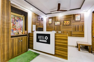 Hotel O Sector 52 Gurgaon