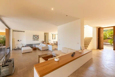 Moderna casa vacanze con piscina