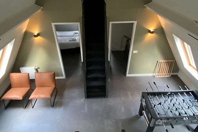 Fijne villa met 4 badkamers, nabij Vrachelse...