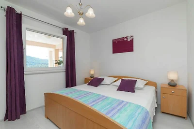 Holiday Home Diana - Five Bedroom House with ...