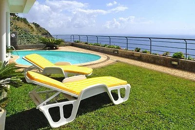 Villa auf Madeira mit Atlantikblick