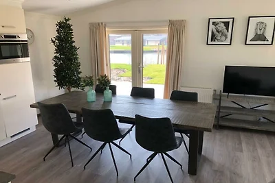 Ferienhaus in Mol mit Terrasse und Wifi