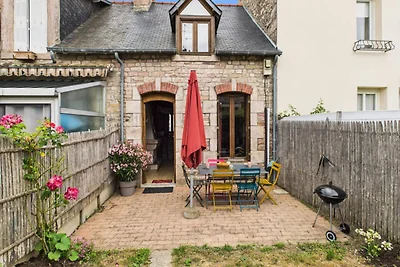 Ferienwohnung in Erquy in der Nähe des rosa...