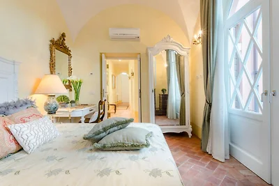 Wohnung in Lucca mit privatem Garten
