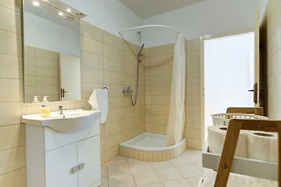Apartment in Senj Lika-Karlovac mit Terrasse