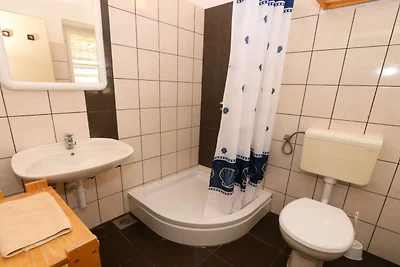 Apartments Trojanović - Three Bedroom Apartme...