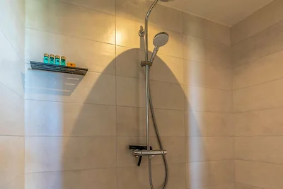 Moderne, luxuriöse und nachhaltige Naturvilla