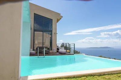 Moderne Villa in Sivota mit eigenem Pool