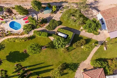 Vakantiehuis in Dobrinj met zwembad