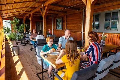 Naturnahes Chalet mit Terrasse für 6 Personen