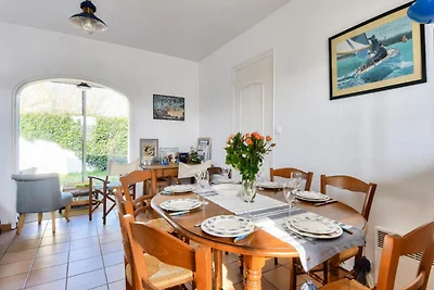 Haus in Barbâtre in der Nähe des Strandes Les...