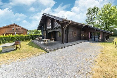 Ruim chalet in Durbuy op 200 m van de...