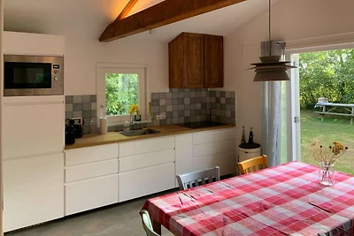 Renovierter Bungalow mit Garten für Familien