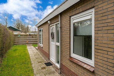 Vakantiehuis in Baarland met omheinde tuin