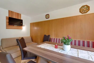 Gerהumige Wohnung in Kappl
