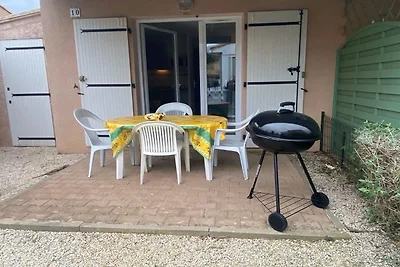 Pavillon mit Pool 300 m vom Strand entfernt