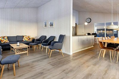 18 Personen Ferienhaus in Løkken